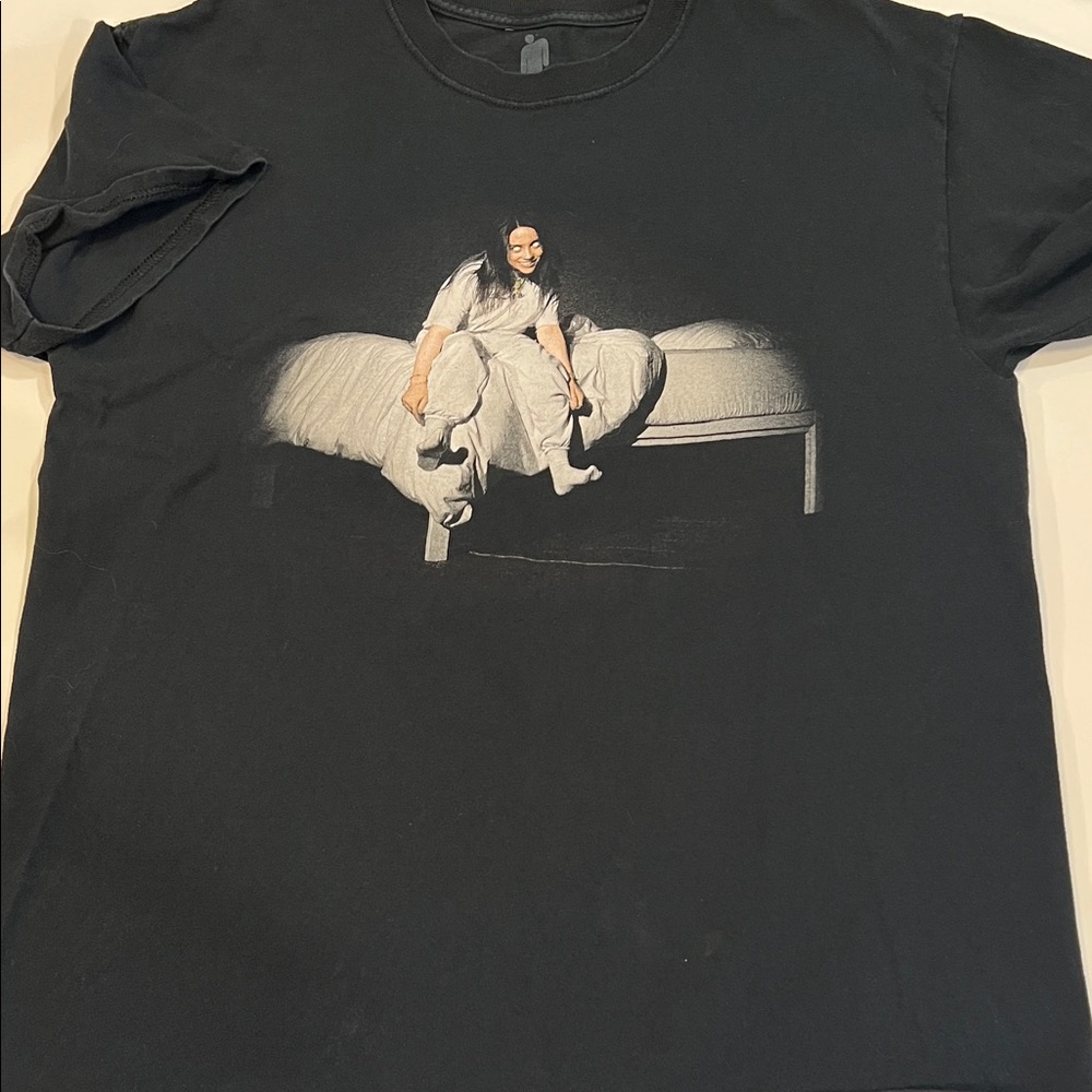 Billie Elish - L, Black Graphic‎ T-Shirt, concert tshirt